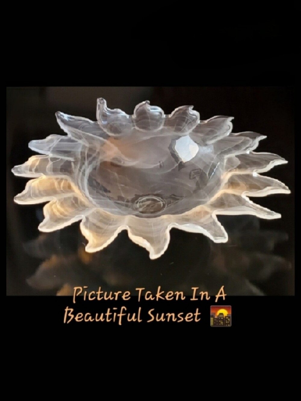 Huge 19 1/2" Helios ☀️ Sun Art Glass Clear White Light Gray Centerpiece Bowl EUC - Picture 9 of 9